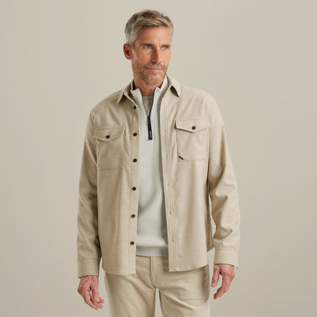 Overshirt met knopen - beige