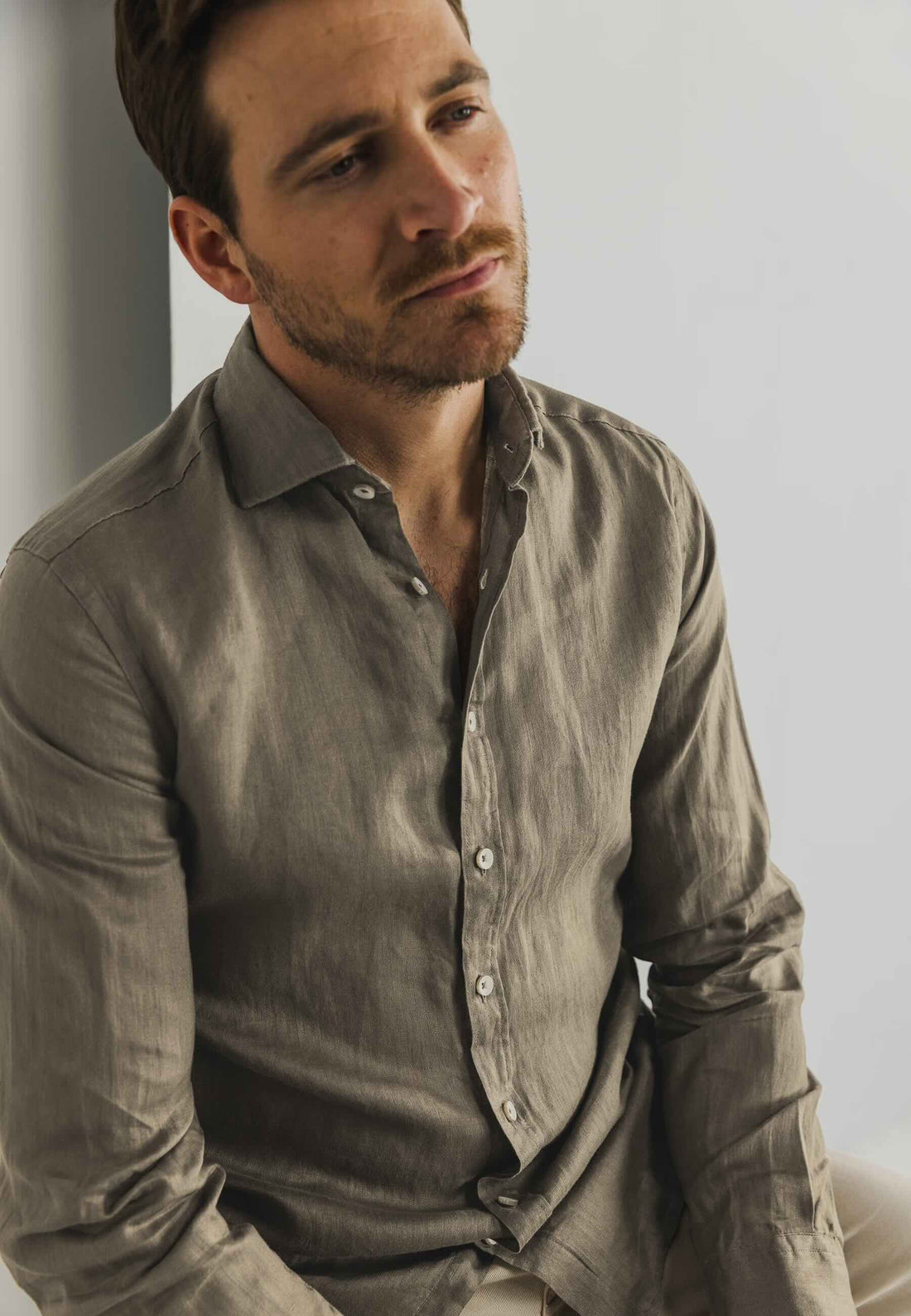 Overhemd van hoogwaardig linnen - bruin